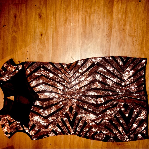 Sparkly short dress - Picture 1 of 2